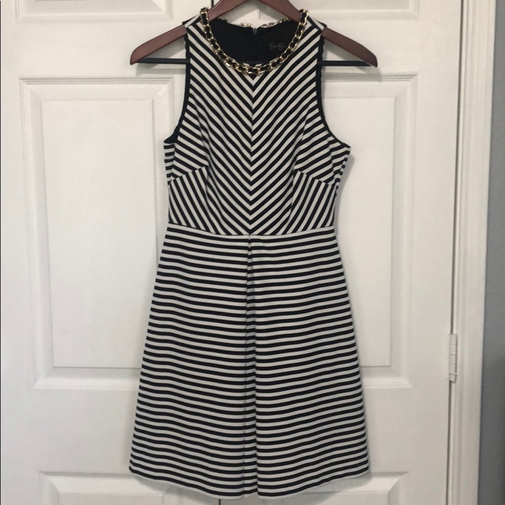 Black/ white striped with chain accent neckline